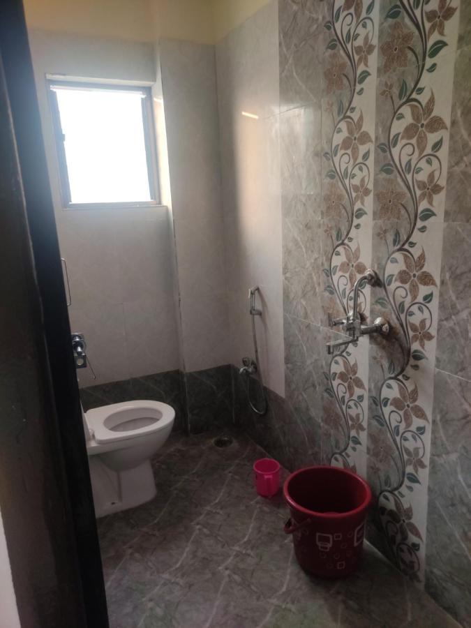 Hotel Sai Santosh Ширди Экстерьер фото