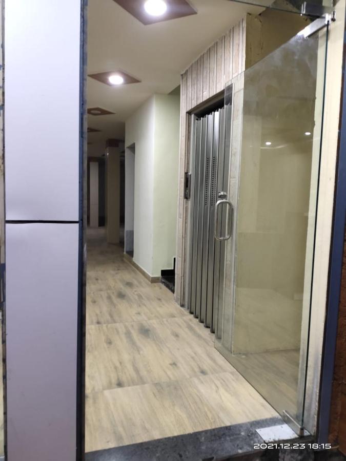 Hotel Sai Santosh Ширди Экстерьер фото