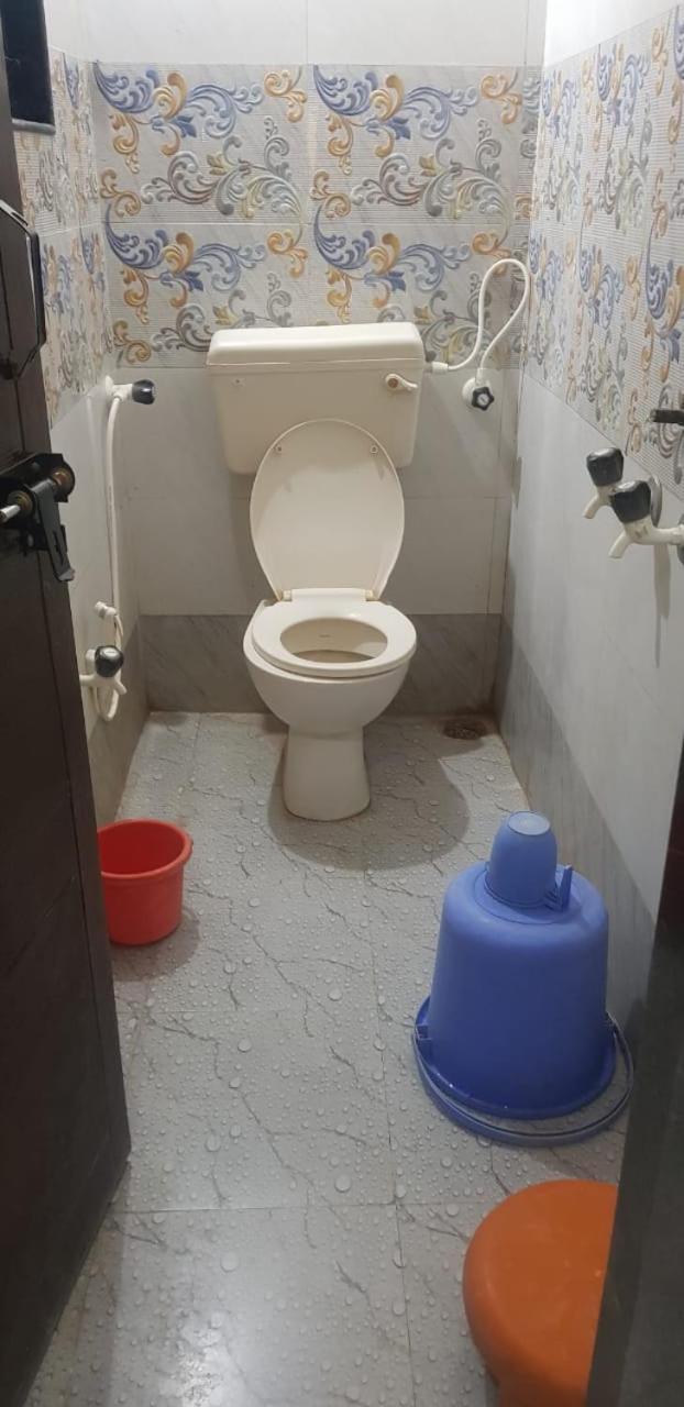 Hotel Sai Santosh Ширди Экстерьер фото